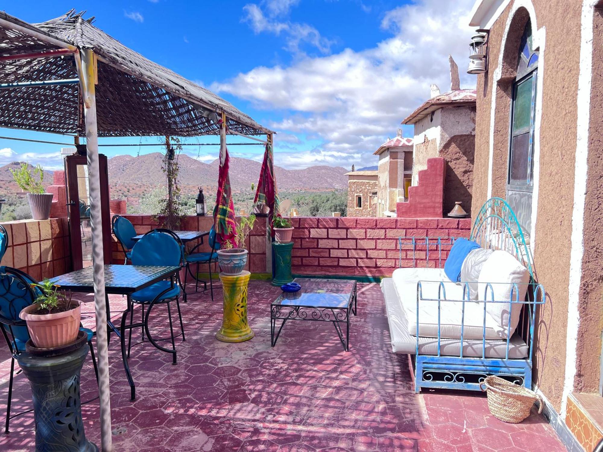 La Maison Traditionnelle Hotel Et Guesthouse Tafraout Exterior photo